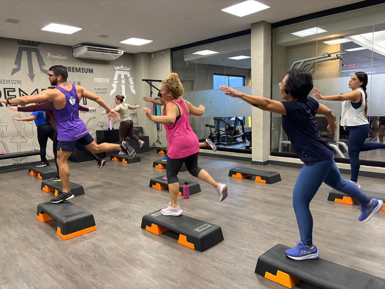  STEP FUNCIONAL 45′ |  Modalidade Prem1um Fitness | Academia em Maceió | O seu espaço fitness e wellness em Maceió